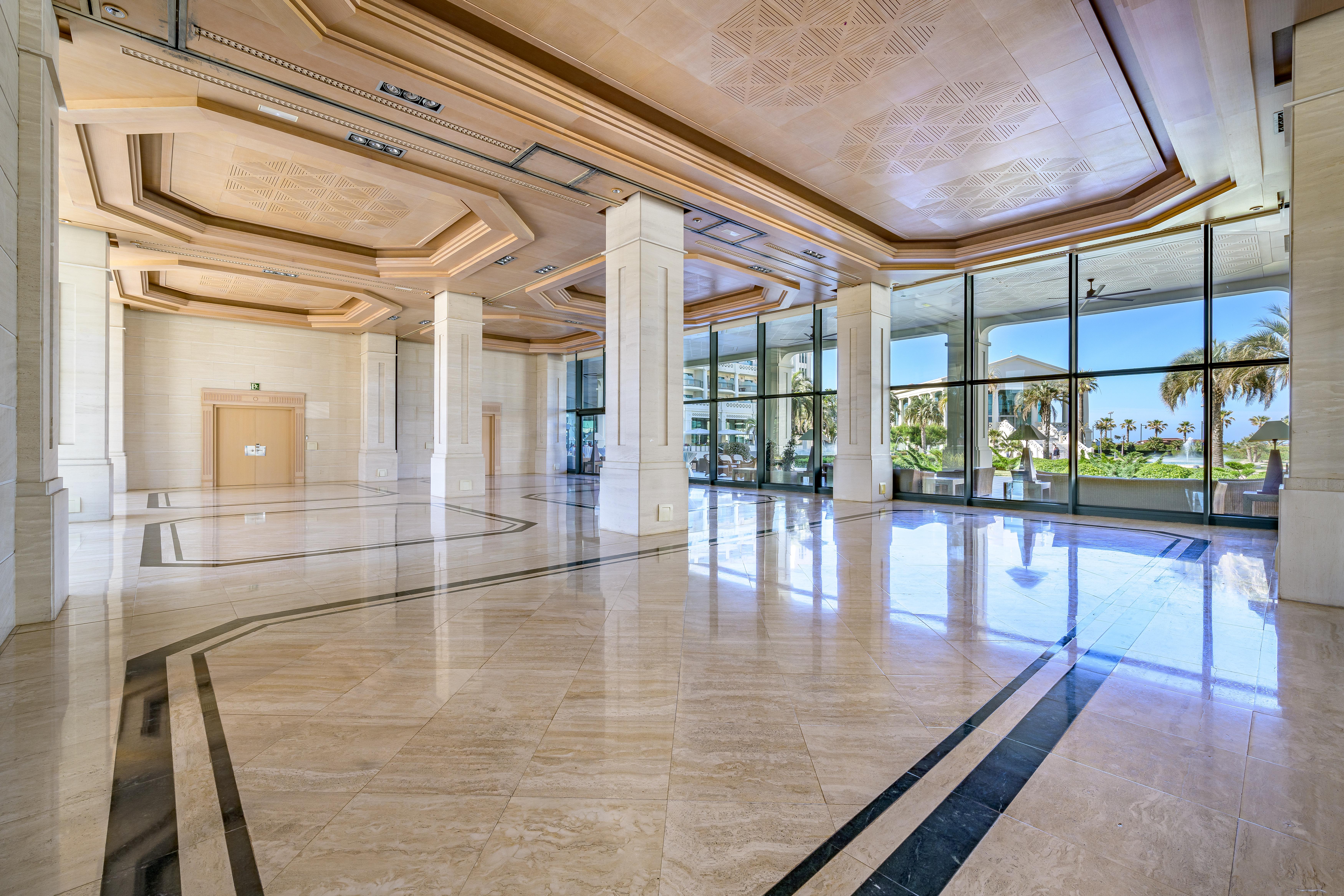 Las Arenas Balneario Resort — Photos 1